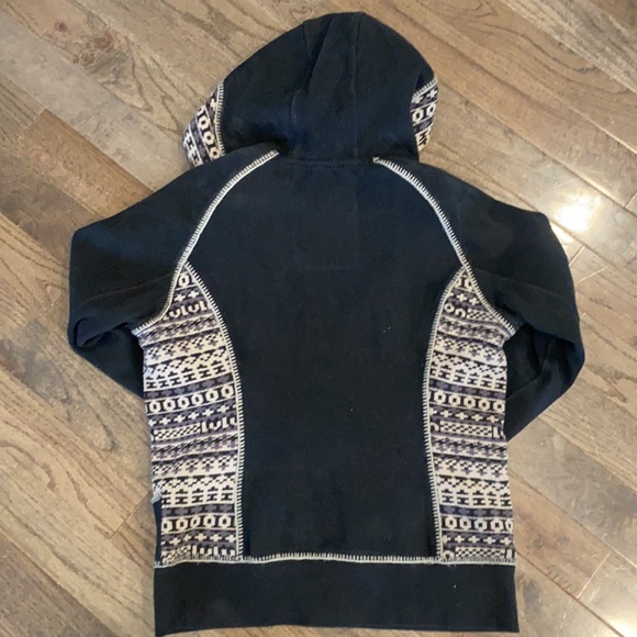 Lululemon sweater - Picture 6 of 7